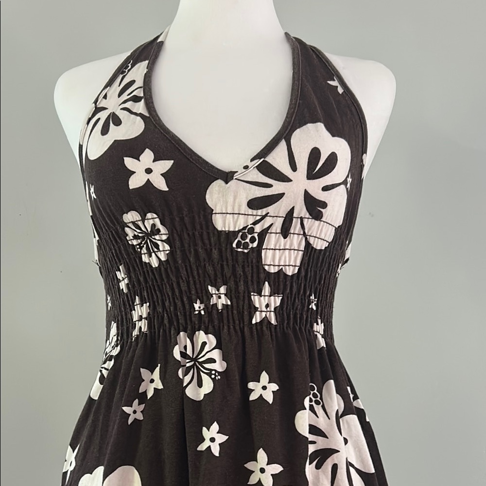 Ocean Drive Black and White Floral Midi Dress - Picture 2 of 7